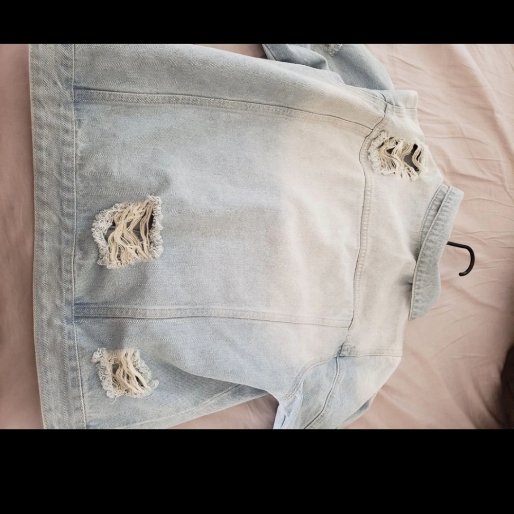 Jean Jacket - Picture 3 of 4